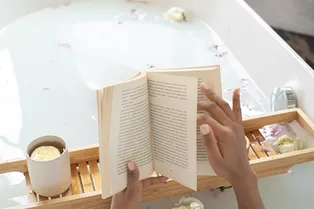 Зачем под ванной место для ног? Чек-лист из 12 полезных решений для интерьера ванной комнаты Зачем под ванной место для ног? Чек-лист из 12 полезных решений для интерьера ванной комнаты