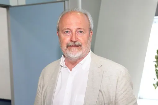 «Потеряла ребенка и мужа»: режиссер Владимир Хотиненко рассказал о судьбе младшей дочери «Потеряла ребенка и мужа»: режиссер Владимир Хотиненко рассказал о судьбе младшей дочери