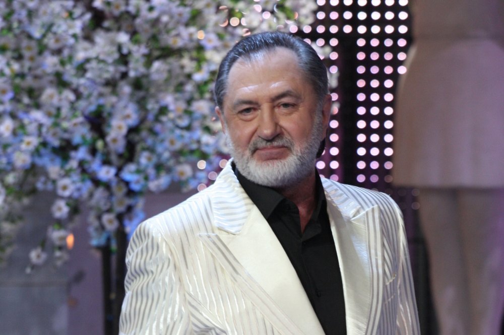 Хошайым кончат в құлдың аузына видео