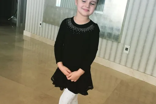 Анастасия Волочкова хочет стать педагогом у внучки Пугачевой Анастасия Волочкова хочет стать педагогом у внучки Пугачевой