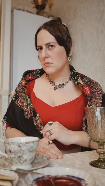 Нажми и смотри