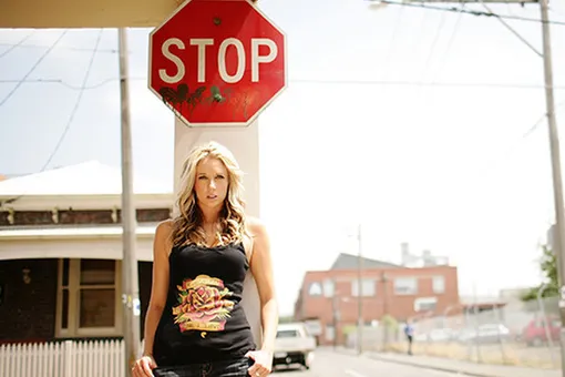 Социальные долги: 10 вещей, которые мы никому не должны Социальные долги: 10 вещей, которые мы никому не должны