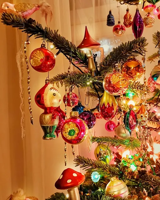 Старинные елочные украшения в тренде в 2026 году