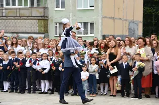 День знаний 1 сентября в России: как пройдут линейки и какая будет погода