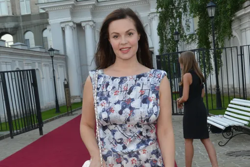 Боливианка-чолита: Екатерина Андреева примерила необычные головные уборы Боливианка-чолита: Екатерина Андреева примерила необычные головные уборы