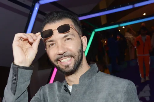 «Новый чувак в нашем прайде»: Денис Клявер приютил бездомного щенка «Новый чувак в нашем прайде»: Денис Клявер приютил бездомного щенка