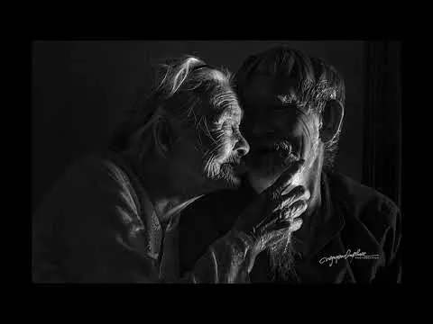 Нажми и смотри