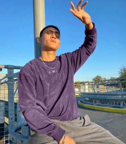 Вельветовый свитшот Puma PLUS, 4690 руб Вельветовый свитшот Puma PLUS, 4690 руб