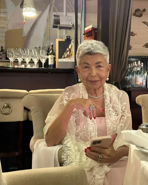 Жена Геннадия Хазатова Злата Эльбаум фото в день своего 75-летия
