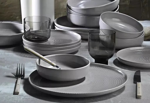 Металлический серебристый (без дополнений) Металлический серебристый (без дополнений)