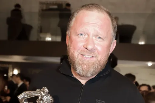 «Девочка моя»: Константин Ивлев трогательно обратился к молодой жене «Девочка моя»: Константин Ивлев трогательно обратился к молодой жене