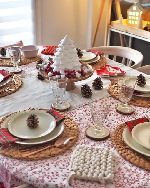 Шишки для украшения новогоднего стола