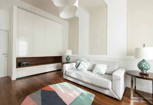 как стелить ковер