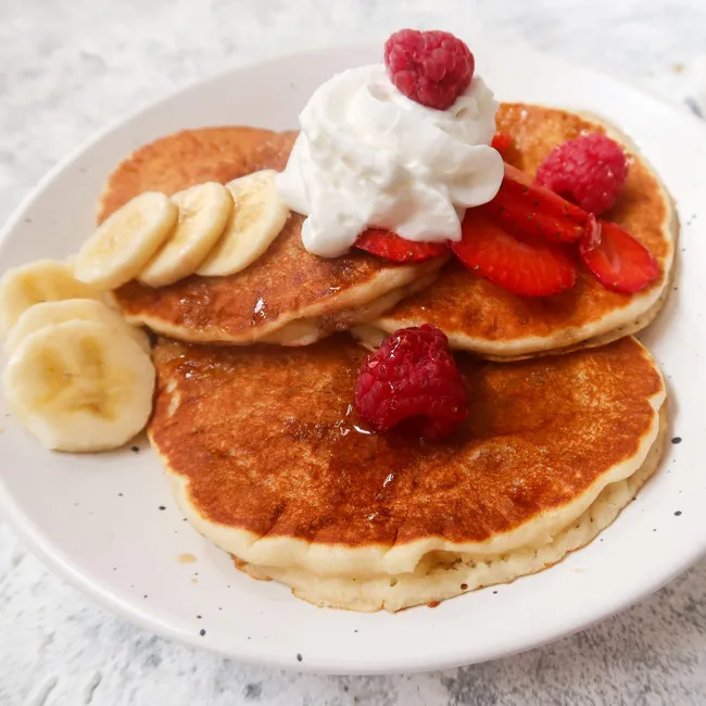 Сладкая Масленица: греческие банановые блинчики для детей и взрослых