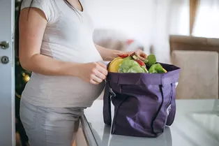 Беременная жительница Волгограда помогла задержать грабителя Беременная жительница Волгограда помогла задержать грабителя