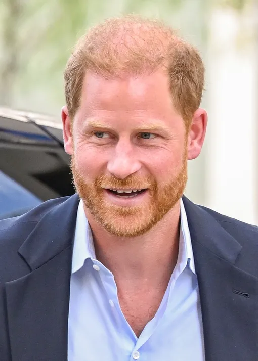 Принц Гарри встретился с отцом впервые после диагностики рака у Карла III: состоялось ли примирение