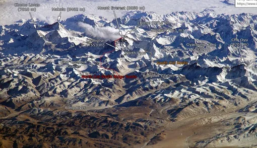 Северный склон Эвереста считается относительно лёгким маршрутом