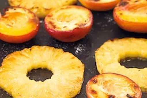 Как запечь фрукты в духовке Как запечь фрукты в духовке