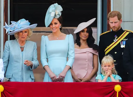 Кейт Миддлтон, Меган Маркл, королева Камилла, принц Гарри Кейт Миддлтон, Меган Маркл, королева Камилла, принц Гарри фото