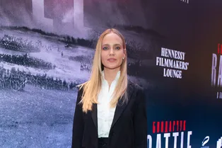 Певица Глюк’oza продолжает оставаться в израильском бомбоубежище вместе с семьёй Певица Глюк’oza продолжает оставаться в израильском бомбоубежище вместе с семьёй