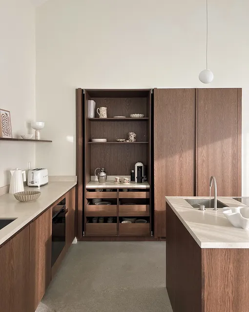 кухня из натурального дерева фото