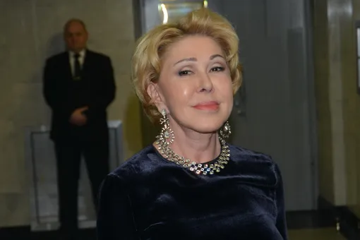 Любовь Успенская: «Отказалась от алкоголя. Не позволяю себе даже глотка сухого вина» Любовь Успенская: «Отказалась от алкоголя. Не позволяю себе даже глотка сухого вина»