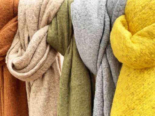 5 материалов, которые нельзя стирать с мылом 5 материалов, которые нельзя стирать с мылом