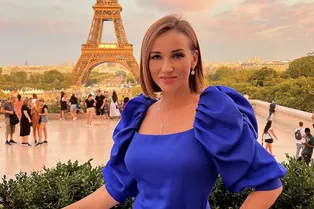 Анфиса Чехова показала соблазнительную фигуру в купальнике на Крите