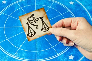 Растрата энергии и усиление интуиции. Лунный гороскоп на 10 июня