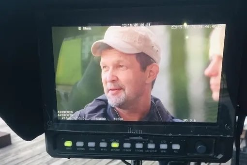 Смертельный удар ножом в грудь: благодаря видео стало известно имя напавшего на оператора Сергея Политика Смертельный удар ножом в грудь: благодаря видео стало известно имя напавшего на оператора Сергея Политика