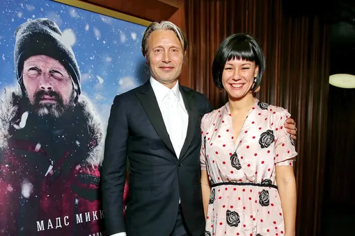 Масс Миккельсен познакомил российских знаменитостей с «Затерянными во льдах»