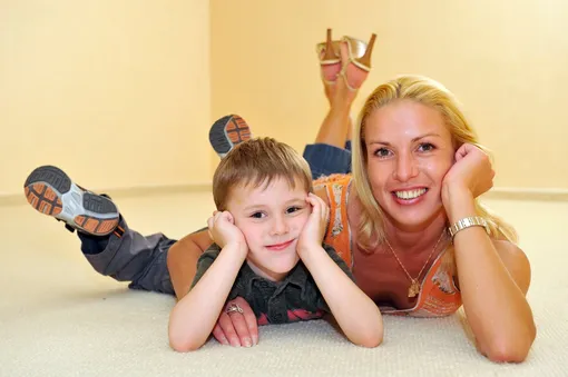 Ирина Лобачева с сыном Мартином в 2008 году Ирина Лобачева с Мартином