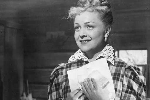 «Володя, так нельзя»: Людмила Целиковская исправила стих Владимира Высоцкого «Володя, так нельзя»: Людмила Целиковская исправила стих Владимира Высоцкого