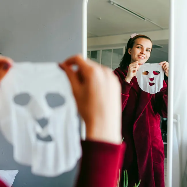 Дёшево и сердито! Узнали у косметолога все о тканевых масках