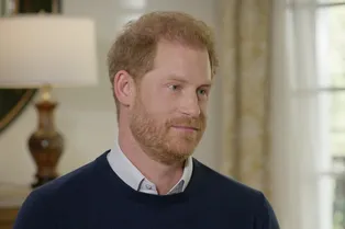 «Хотел воссоздать её смерть»: принц Гарри рассказал о напряжённой поездке через туннель, где погибла его мать