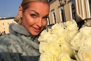 Анастасия Волочкова удивила поклонников новой стрижкой