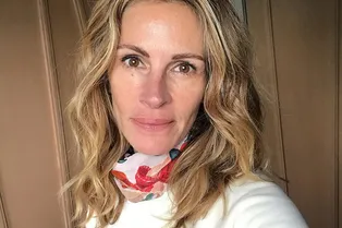 Улыбка та же: Джулия Робертс показала фото со старшей сестрой Улыбка та же: Джулия Робертс показала фото со старшей сестрой