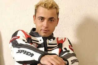 Нелюбовь к славе и любовь к семье. Такой моральный Сергей Аморалов