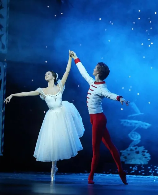 Один из дебютных спектаклей на столичной сцене Один из дебютных спектаклей на столичной сцене