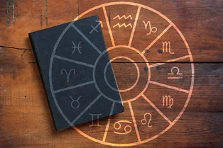 Лунный гороскоп на 2 апреля: переезд для Овнов и длительные переписки для Стрельцов