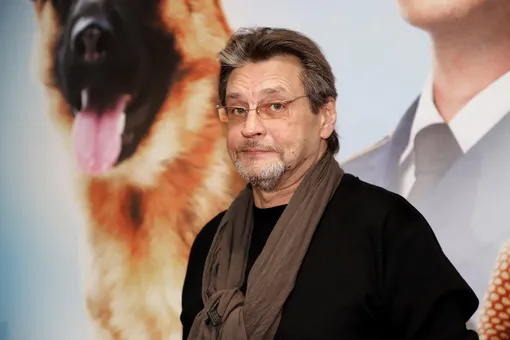 «Лечимся дальше»: Александр Домогаров сдал тест на коронавирус «Лечимся дальше»: Александр Домогаров сдал тест на коронавирус