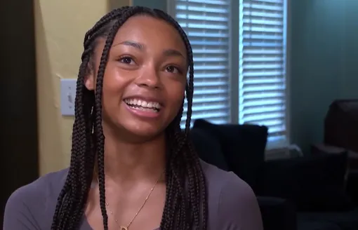 Дамиана во время интервью Дамиана во время интервью