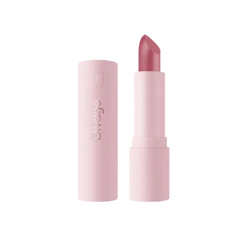 Глянцевая губная помада Praline от DIVAGE, не сушит и увлажняет. Глянцевая губная помада Praline от DIVAGE, не сушит и увлажняет.