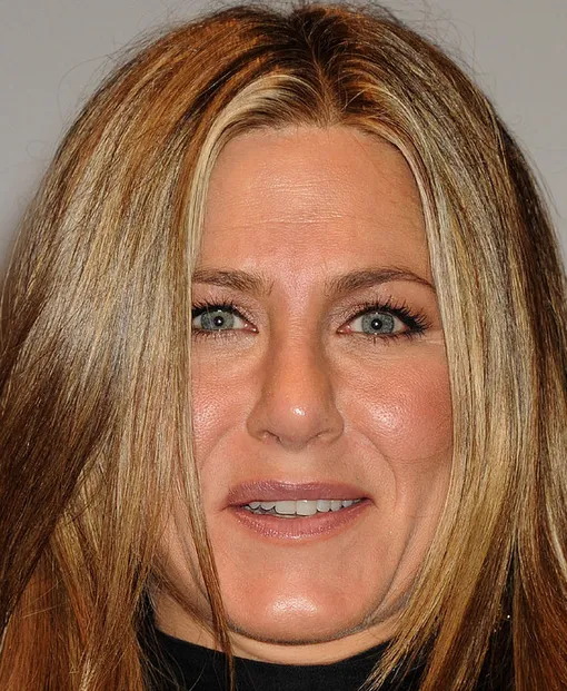 Как выглядят 10 звёзд крупным планом: фото без фильтров и Фотошопа Как выглядят 10 звёзд крупным планом: фото без фильтров и Фотошопа