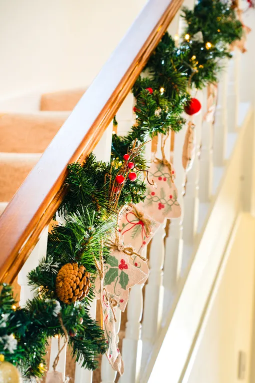 украшение лестницы украшение лестницы