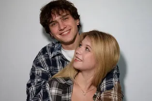 Александра Трусова вынесла на лёд новорожденного сына и столкнулась с хейтом Александра Трусова вынесла на лёд новорожденного сына и столкнулась с хейтом