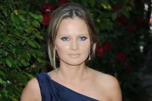 Дана Борисова требует 200 тысяч рублей с хозяйки пса, покусавшего её дочь Дана Борисова требует 200 тысяч рублей с хозяйки пса, покусавшего её дочь