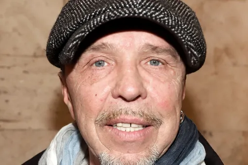 Гарика Сукачёва экстренно госпитализировали накануне концерта. Его всё же проведут, но в неожиданном формате Гарика Сукачёва экстренно госпитализировали накануне концерта. Его всё же проведут, но в неожиданном формате