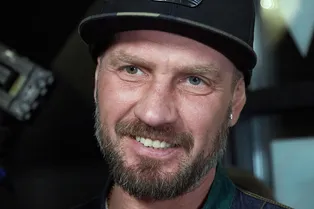 «Не понимает, что с ним происходит»: Роману Костомарову потребовалась психологическая реабилитация