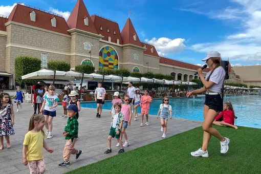 Зажигательные латиноамериканские ритмы: в парке аттракцион установят рекорд России по массовой ламбаде Зажигательные латиноамериканские ритмы: в парке аттракцион установят рекорд России по массовой ламбаде